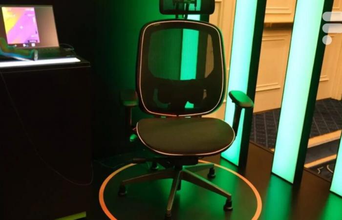 Massimo comfort o gadget? Abbiamo testato la sedia riscaldata e raffreddata di Razer