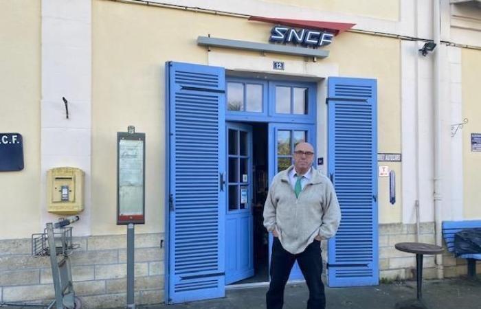 Pazzo per i treni, ha lasciato Parigi per acquistare un’ex stazione SNCF lasciata “allo stato originale”