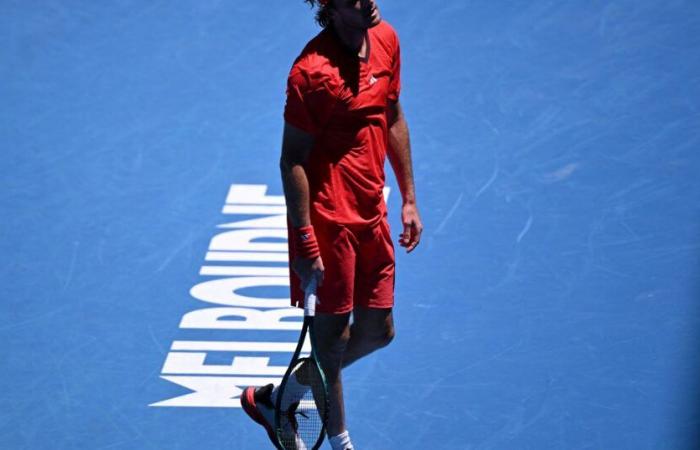 Eliminato al primo turno, Stefanos Tsitsipas potrà reinventarsi? “Il male è profondo”