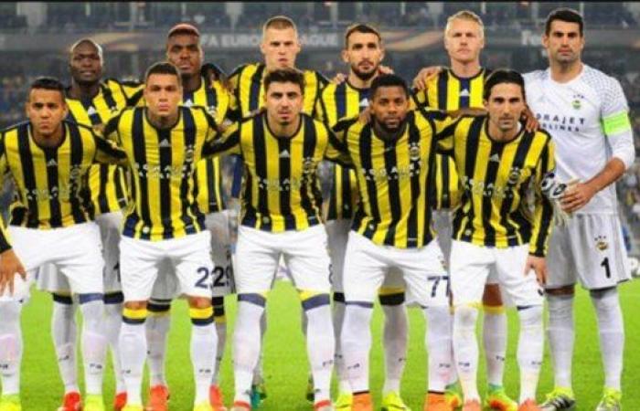 Campionato turco, il Fenerbahce pareggia 2-2 con il Konyaspor nel primo tempo