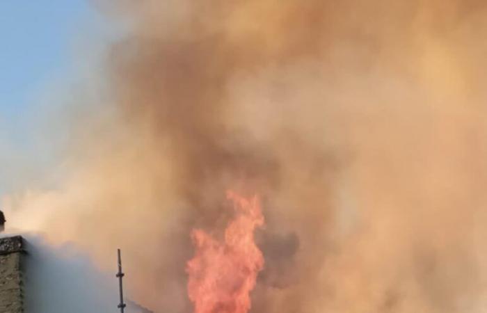 Incendio al Manoir de Kernault: reazione del presidente del dipartimento