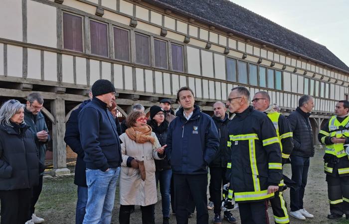 Incendio al Manoir de Kernault: reazione del presidente del dipartimento