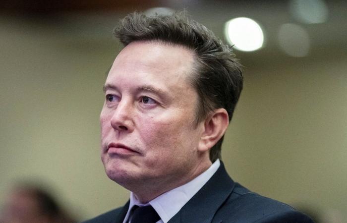 La situazione attuale è che Elon Musk è stato pugnalato alle spalle da Trump, di cui si fidava.