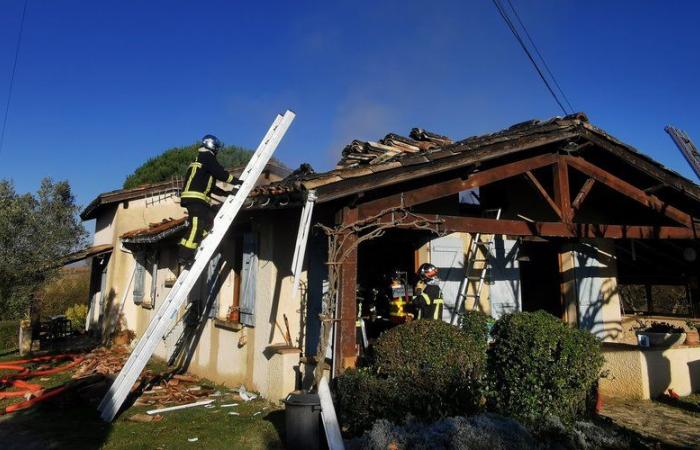 una madre e il figlio disabile sopravvissuti a un incendio