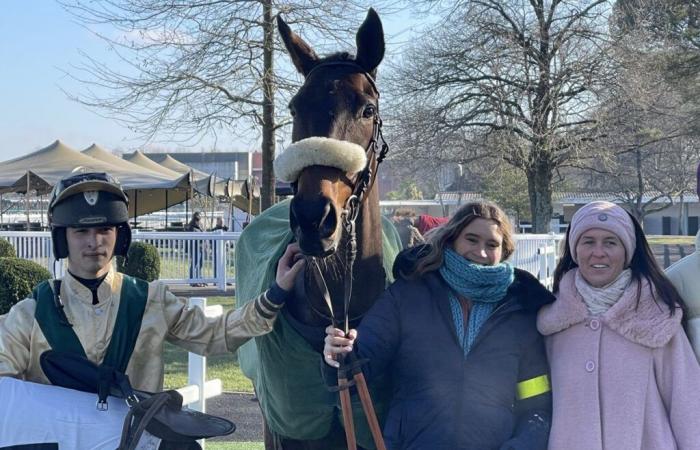 Martedì gennaio a Pau, Lucky d’Olva domina il Prix d’Albret.