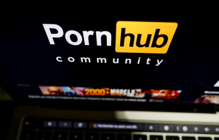 Video di pornografia infantile | Svelati i metodi commerciali inquietanti di Pornhub