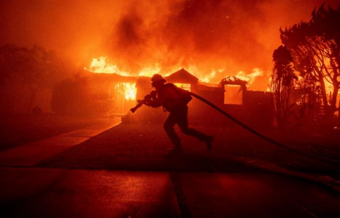 Si ritiene che l’incendio di Los Angeles sia causato dall’uomo