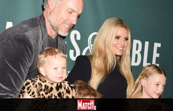 Jessica Simpson si separa dal marito dopo dieci anni di matrimonio e “un periodo doloroso”