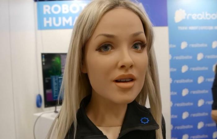 Ti presentiamo Aria, un robot incredibilmente espressivo che potrebbe diventare la tua ragazza… per 170.000 euro