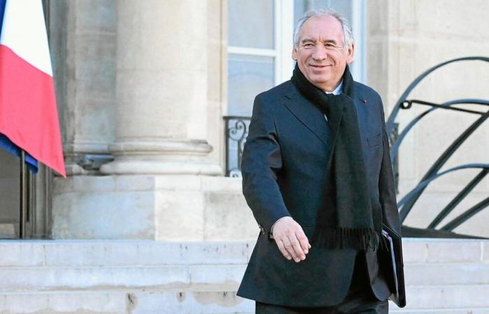 Bayrou respinge l’idea di una “sospensione” della riforma delle pensioni