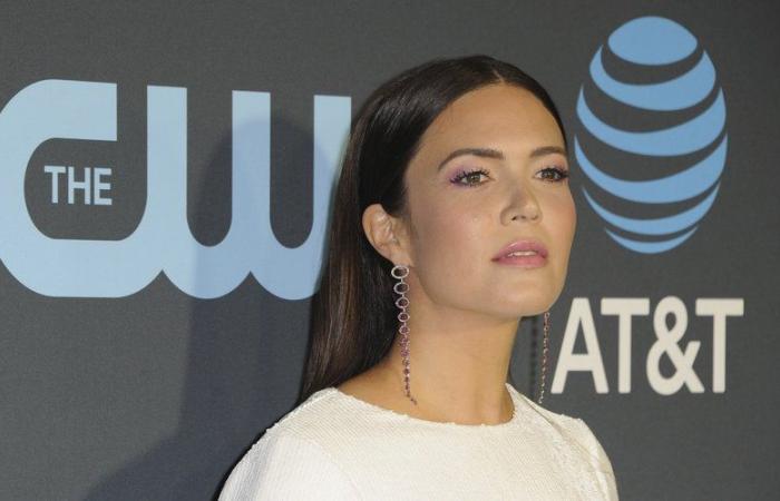 L’attrice multimilionaria Mandy Moore crea polemiche lanciando una raccolta fondi online per i suoi cari