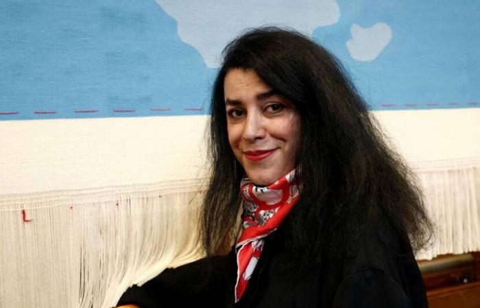 Marjane Satrapi rifiuta che la Legione d’Onore denunci l'”ipocrisia” della Francia nei confronti dell’Iran – Libération