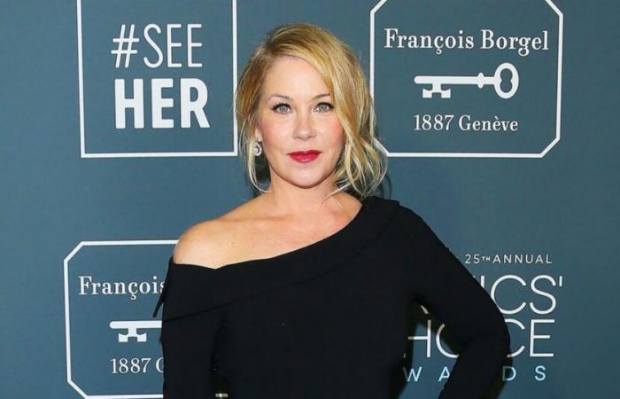 Christina Applegate critica gli scettici di Hollywood che definiscono “buoni” gli incendi di Los Angeles