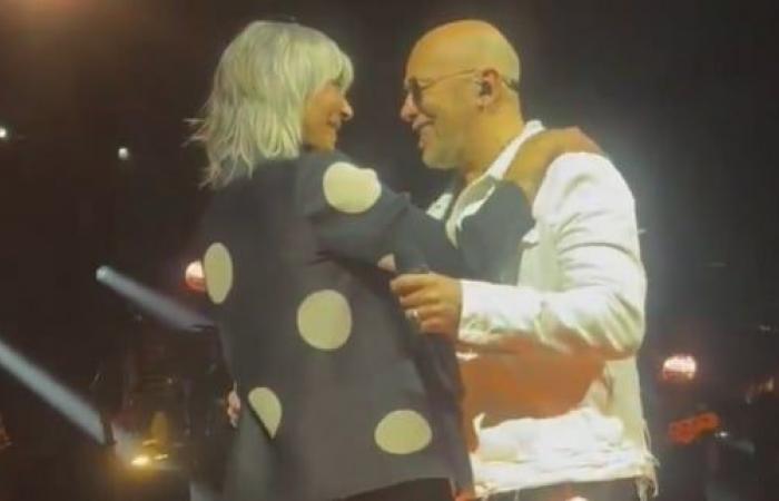 Pascal Obispo e Zazie cantano dal vivo il loro duetto cult (VIDEO)