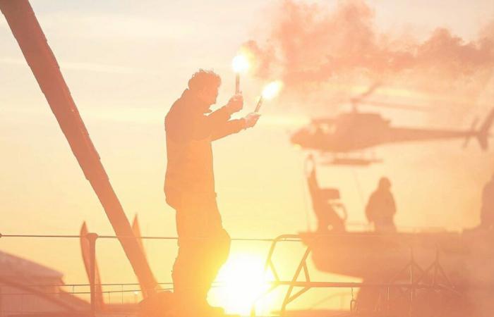 “Sono il più felice del mondo”, ha detto Charlie Dalin pochi minuti dopo aver tagliato il traguardo del Vendée Globe da vincitore.