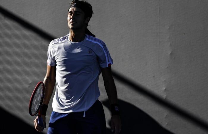 Martín Etcheverry si riscatta ed elimina Cobolli al primo turno degli Australian Open