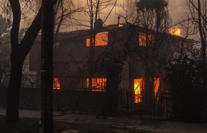 due attori sono morti nelle loro case devastate dalle fiamme