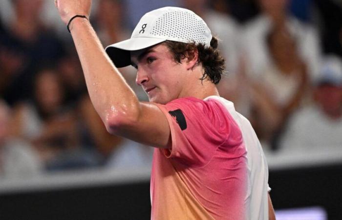 João Fonseca batte Andrey Rublev e avanza al secondo turno degli Australian Open