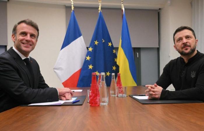 Zelenskyj ha discusso con Macron dello “schieramento di contingenti stranieri” in Ucraina