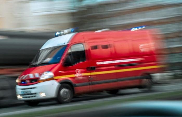 una persona ferita nell’incendio di una casa a Furdenheim