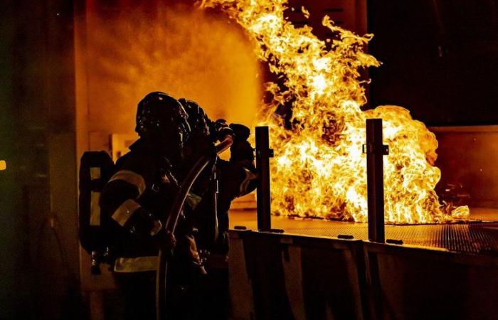 l’appartamento di famiglia ha preso fuoco, nell’incendio è morto un bambino di 6 anni