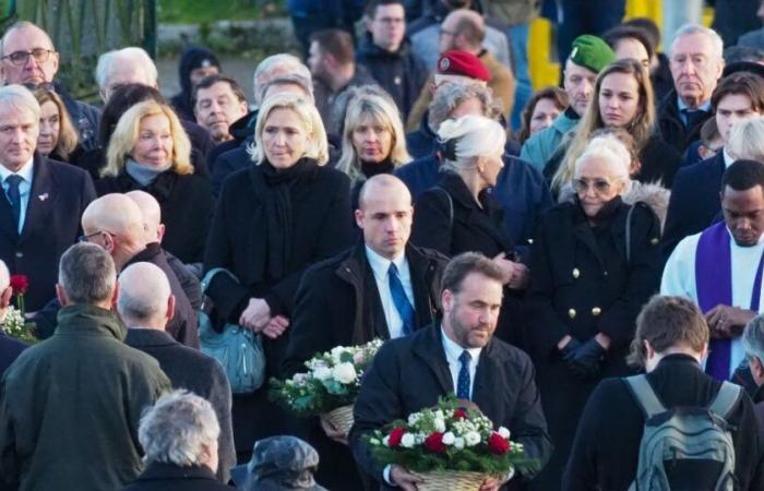 “Le Monde” difende il suo giornalista inviato al funerale di Jean-Marie Le Pen