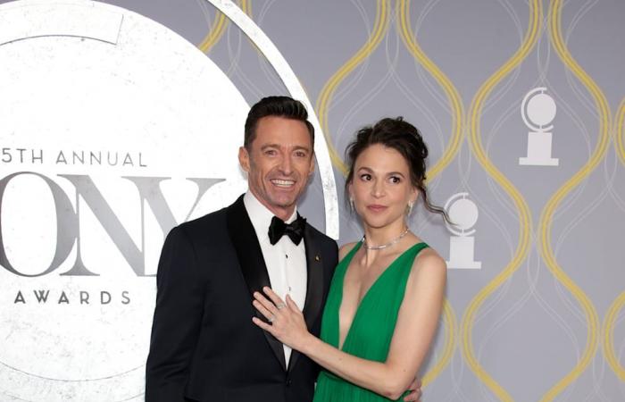 Hugh Jackman e Sutton Foster furono sorpresi a pomiciare