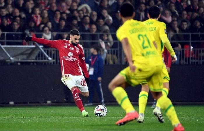 i residenti di Brest scossi all’inizio della partita, seguono la partita della Coupe de France