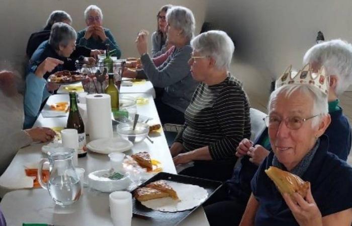 Castanetta. Gli anziani celebrano re e regine per un giorno