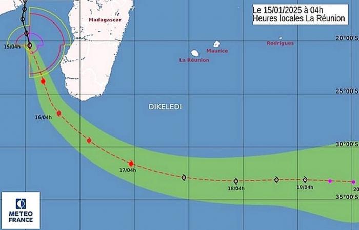 La forte tempesta tropicale Dikeledi si rafforza nel Canale del Mozambico