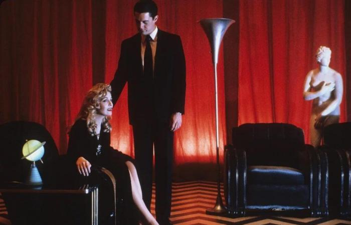 David Lynch e la rivoluzione di “Twin Peaks”, un ponte senza precedenti tra cinema e televisione