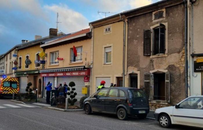 Meurthe-et-Mosella. Un uomo trincerato appicca un incendio nella sua casa a Dieulouard