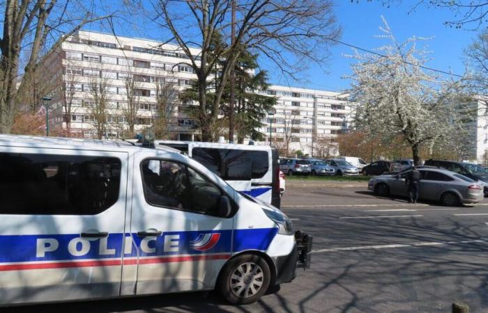 Doppio omicidio a Pontoise: “Non ho mai voluto uccidere”, assicura Bryan, “umiliato” per il furto della sua moto