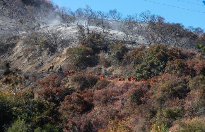 I detenuti in cerca di redenzione combattono gli incendi di Los Angeles