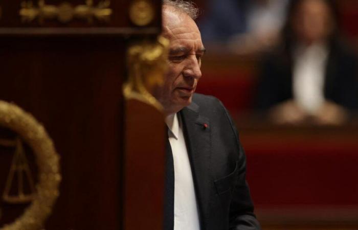 All’Assemblea, François Bayrou sfugge alla sua prima mozione di censura grazie al PS e alla RN