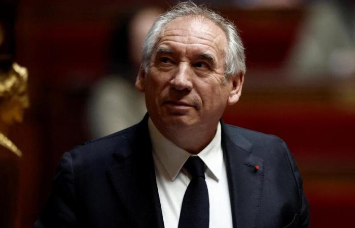 “Si apre un’altra strada” dopo la decisione dei socialisti di non votare per la censura, esulta Bayrou