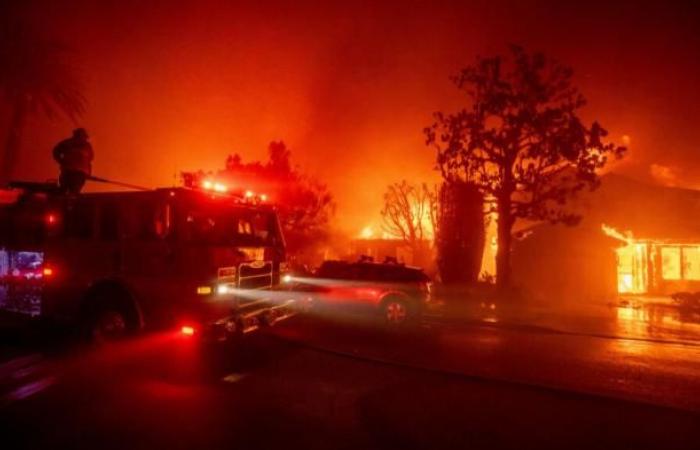 Gli incendi di Los Angeles affascinano i teorici della cospirazione