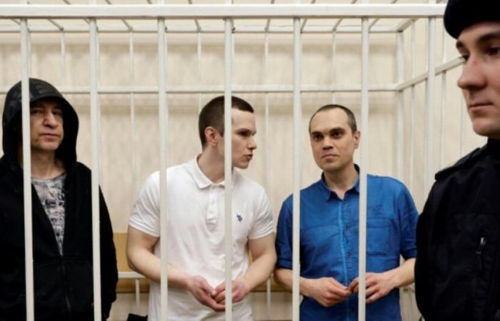 tre avvocati di Navalny condannati al carcere per “estremismo”: Notizie