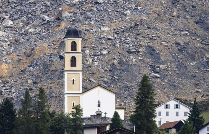 Le macerie scivolano sempre più velocemente verso Brienz