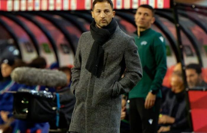 Calcio. Lontano dalle aspettative, il tecnico belga Domenico Tedesco è stato esonerato