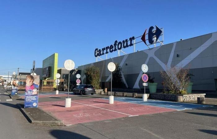 Carrefour garantisce che i diritti dei dipendenti siano preservati