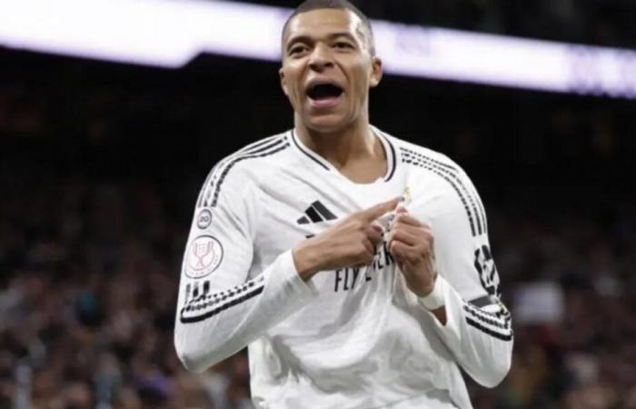 Mbappé, gol con suspense ed esultanza con un messaggio