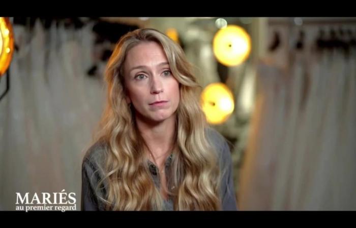 “Assente al momento”, rassicura i suoi abbonati Clémence di Married at First Sight