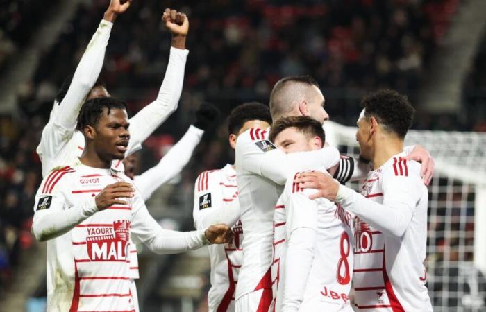 lo stadio Brestois vince il derby bretone, cresce la crisi del Rennes