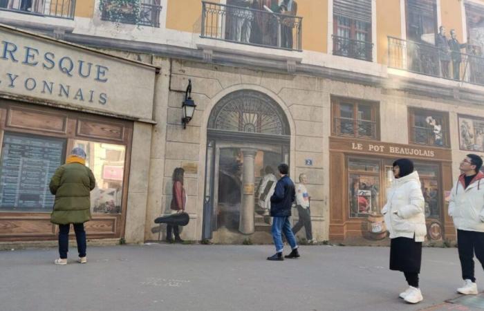 Chi al posto dell’Abbé Pierre sul Fresque des Lyonnais?