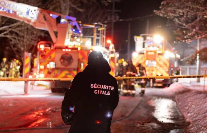 [EN IMAGES] Un incendio in Quebec provoca danni ingenti