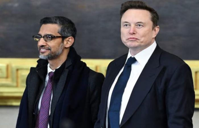 I miliardari della tecnologia Sundar Pichai ed Elon Musk chiacchierano all’insediamento di Trump