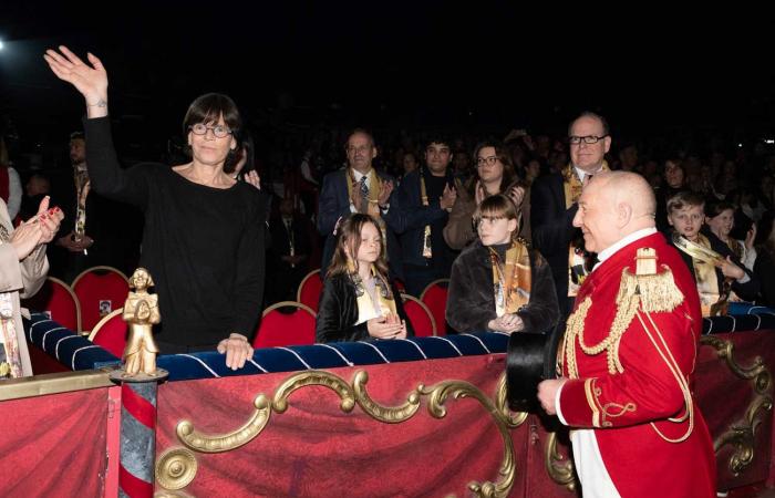 Jacques e Gabriella di Monaco invitano il cugino Bodie al circo con la principessa Stéphanie e il principe Alberto II