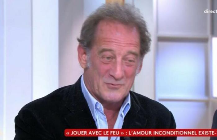 Vincent Lindon a disagio in C à vous, fa una richiesta sorprendente ad Anne-Elisabeth Lemoine