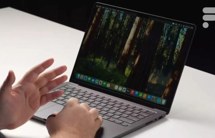 Il MacBook Air OLED attenderà fino al 2029